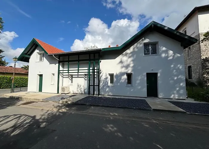 Magnifique T2 Neuf Au Centre De Cambo Les Bains